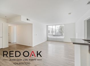 300 1/4 W Avenue 37 #101, Los Angeles, CA 90065