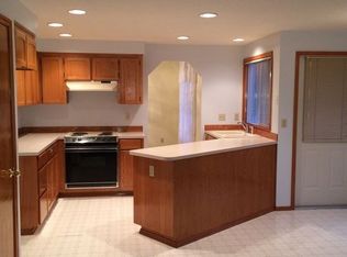 1960 SE 75th Ct, Hillsboro, OR 97123