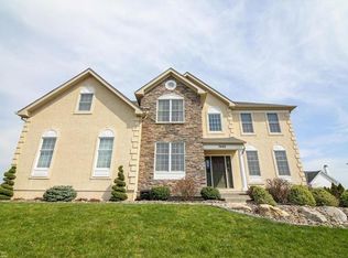 7448 Cedar Rd, Macungie, PA 18062