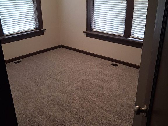 5th image of 2301 S Spring Ave #A