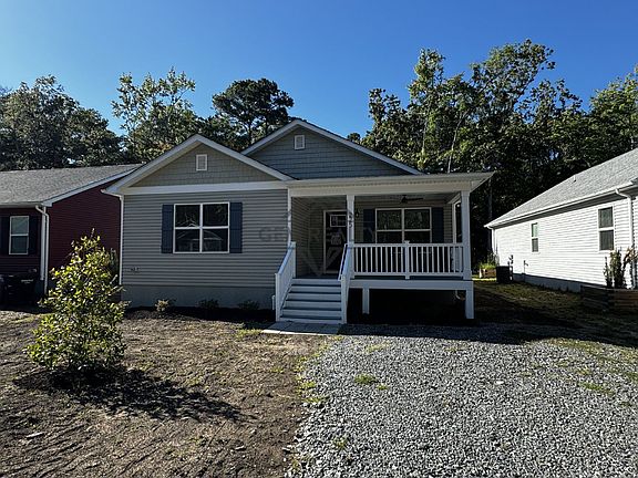 4th image of 225 9th St