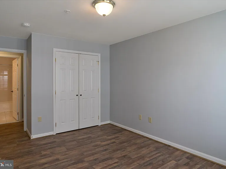 45472 Westmeath Way #I11 — Photo 15