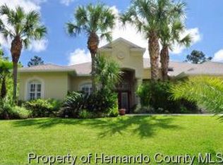 8 Bells Of Ireland Ct, Homosassa, FL 34446