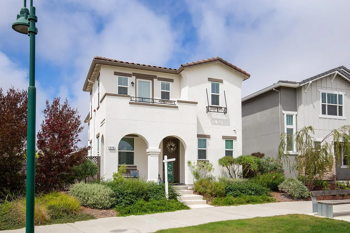Building Photo - 478 Palisade Dr