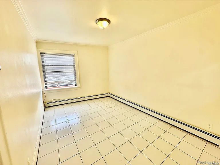 918 Hempstead Tpke #4 — Photo 8