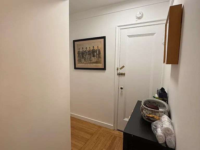 31 E 12th St #5A — Photo 15