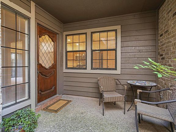 3rd image of 14212 Arbor Oak