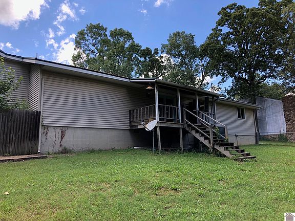 2nd image of 51 Hook Ln