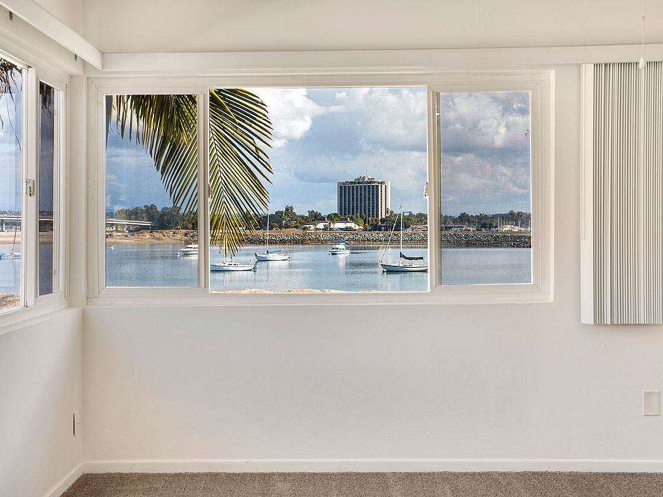 1st image of 2857 Bayside Walk