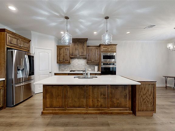 5th image of 4217 Peregrine Way