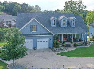 108 Reedy Cove Pl, Greenwood, SC 29649