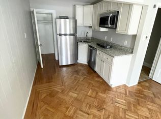 2927 N Calvert St #1F, Baltimore, MD 21218