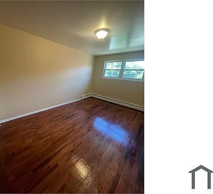 3rd image of 1771 Watson Ave Floor 3