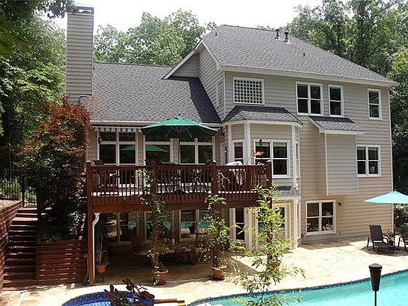 Heated salt water spa