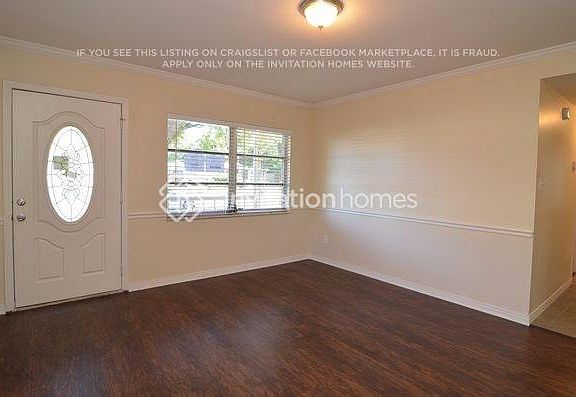 2nd image of 1101 Southside Dr