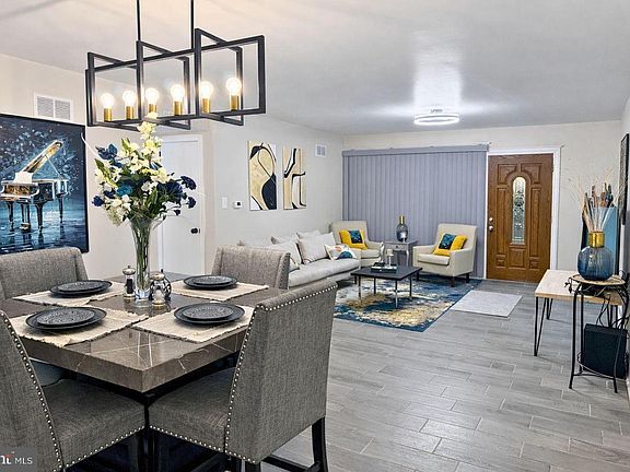 4th image of 1733 Addison Rd S