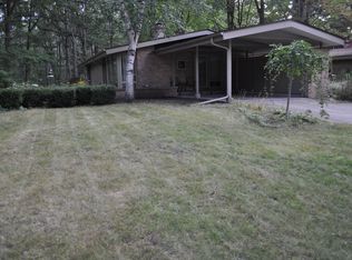3703 Moorland Dr, Midland, MI