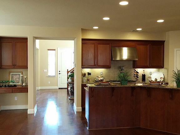 5th image of 10302 Jericho Dr