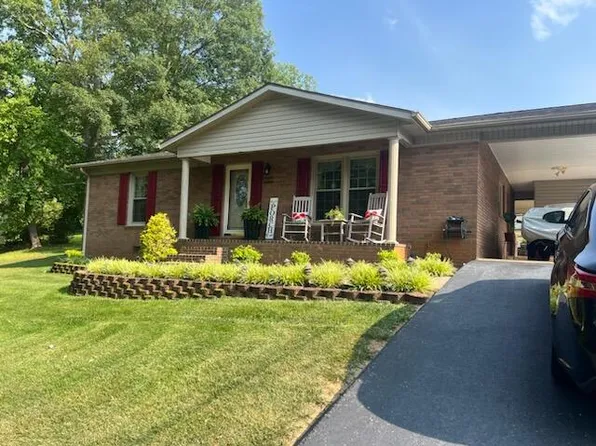 307 Sherwood Cir, Ridgeway, VA 24148