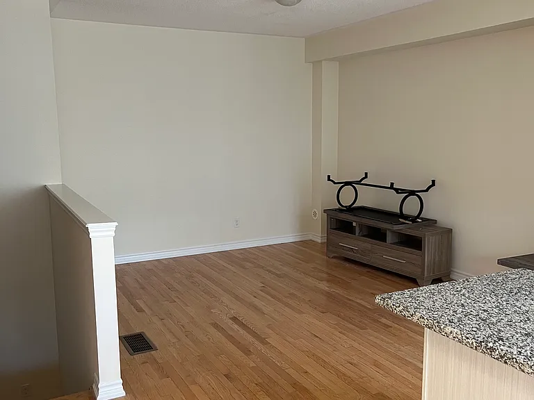 3037 Cascade Cmn — Photo 6