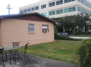 20701 E Dixie Hwy, Aventura, FL 33180
