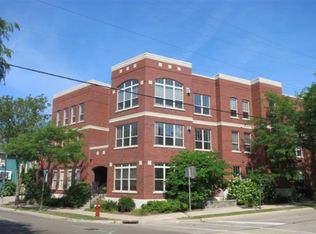 280 Division St APT 303, Madison, WI 53704