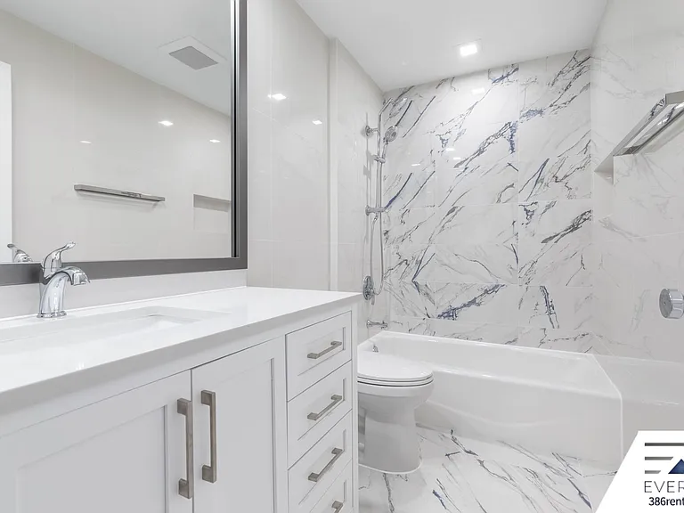12 Walt Pl — Photo 32