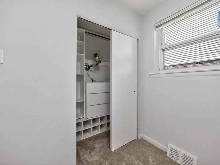 202 Green St #1 — Photo 15