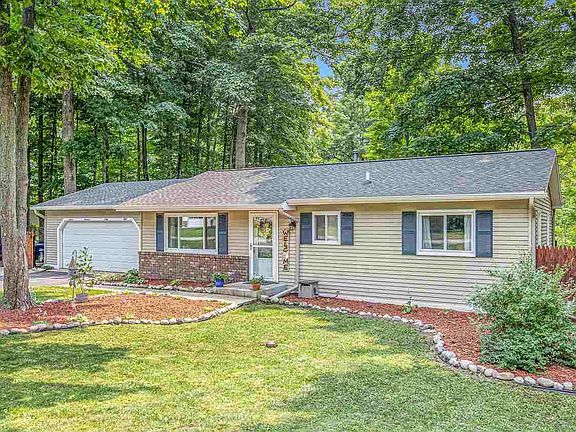 2nd image of 1668 Black Bark Ln