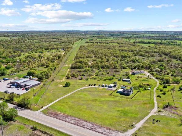 16560 Highway 199, Poolville, TX 76487