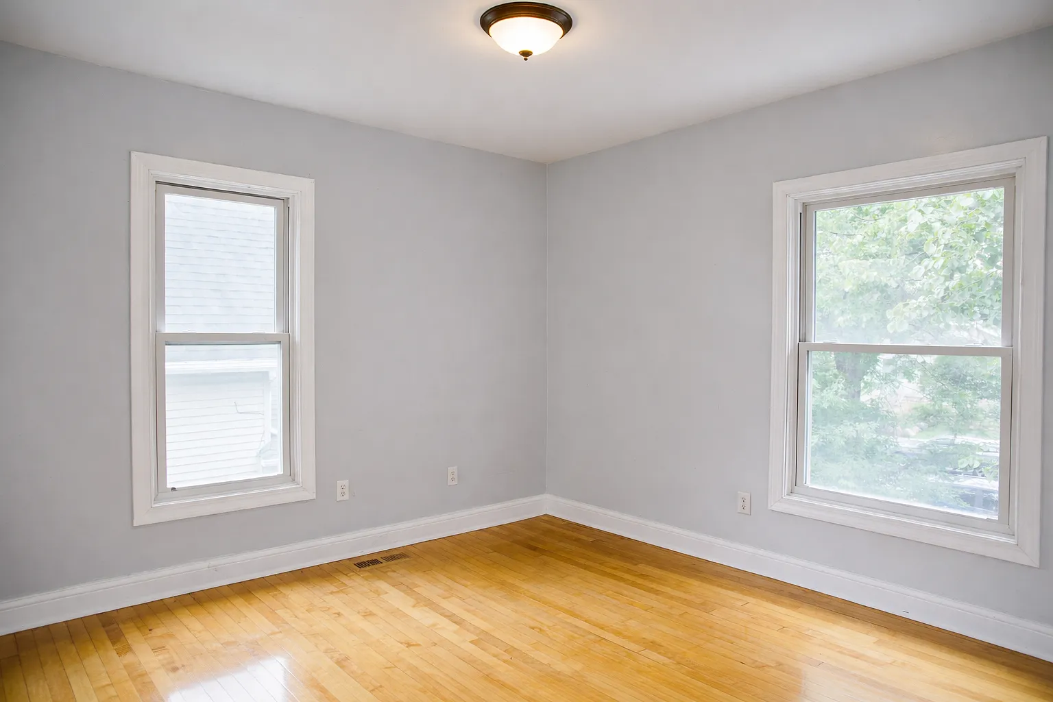 7 bed, $3,600 — Photo 4