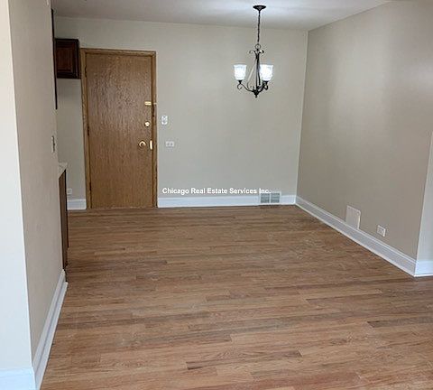 2nd image of 4808 W Rosemont Ave