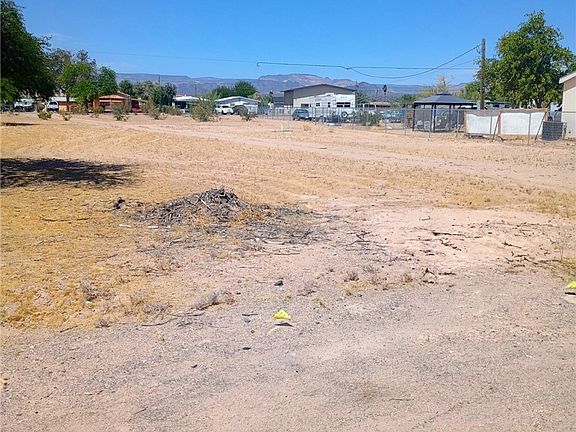 3rd image of 12922 Supai Drive
