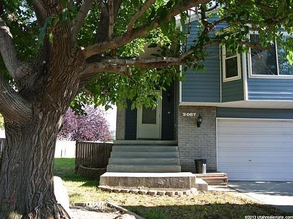 2nd image of 3067 S Putnam Ct