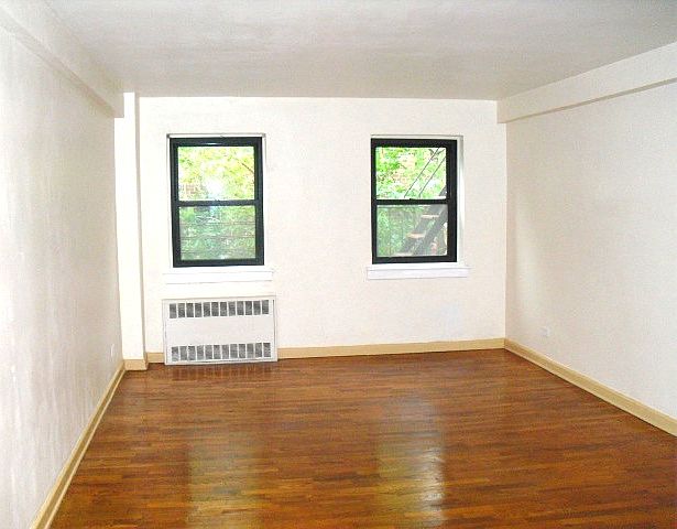 2nd image of 8239 134th St APT 5L