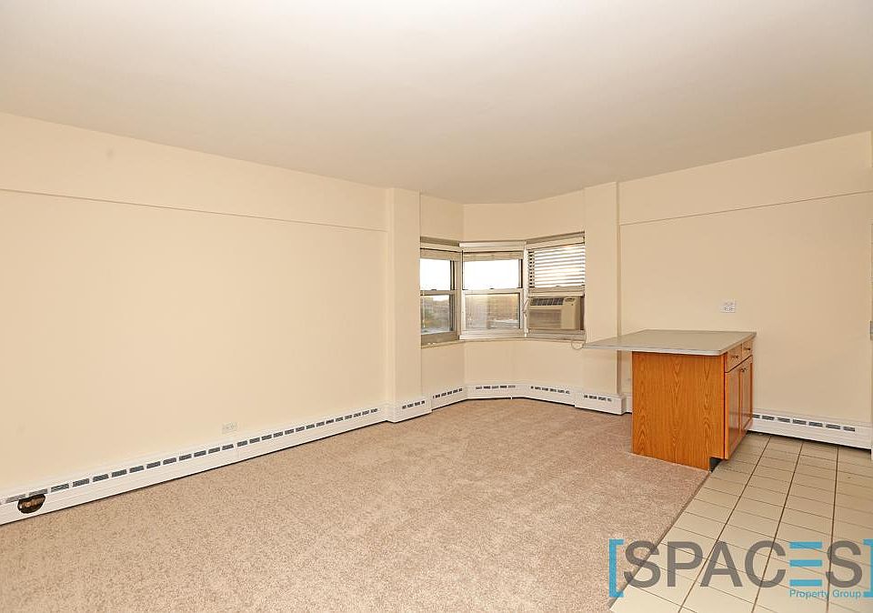 1st image of 4960 N Marine Dr APT 917