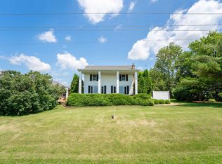 4140 E German Valley Rd, Freeport, IL 61032