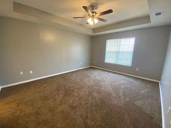 2nd image of 3928 Laurelbrook Dr