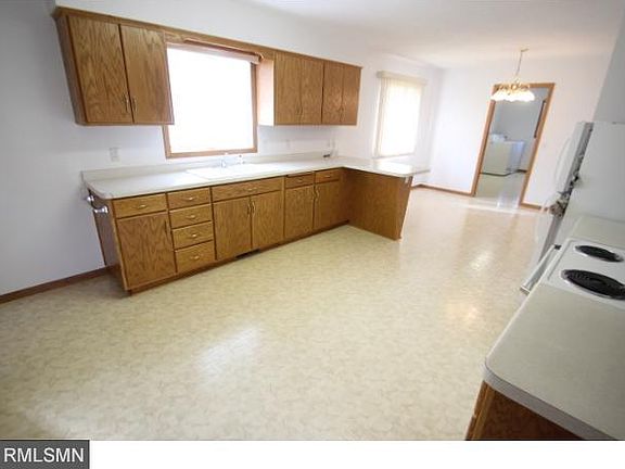 2nd image of 226 Kraft Dr SW
