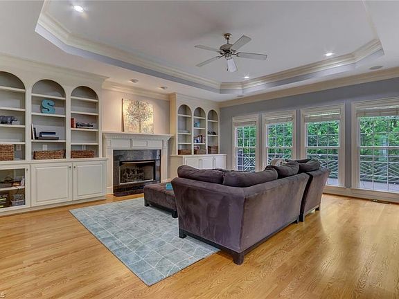 5th image of 219 Mary Wil Ct