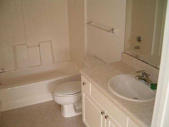 5th image of 5095 Fairways Cir APT I104