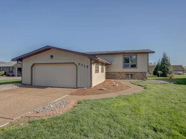 2718 Bryden Ct, Alton, IL 62002