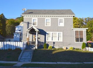 91 Stewart St, Amsterdam, NY 12010