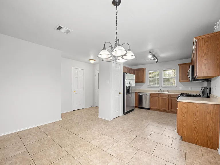 105 Fire Island Dr — Photo 7