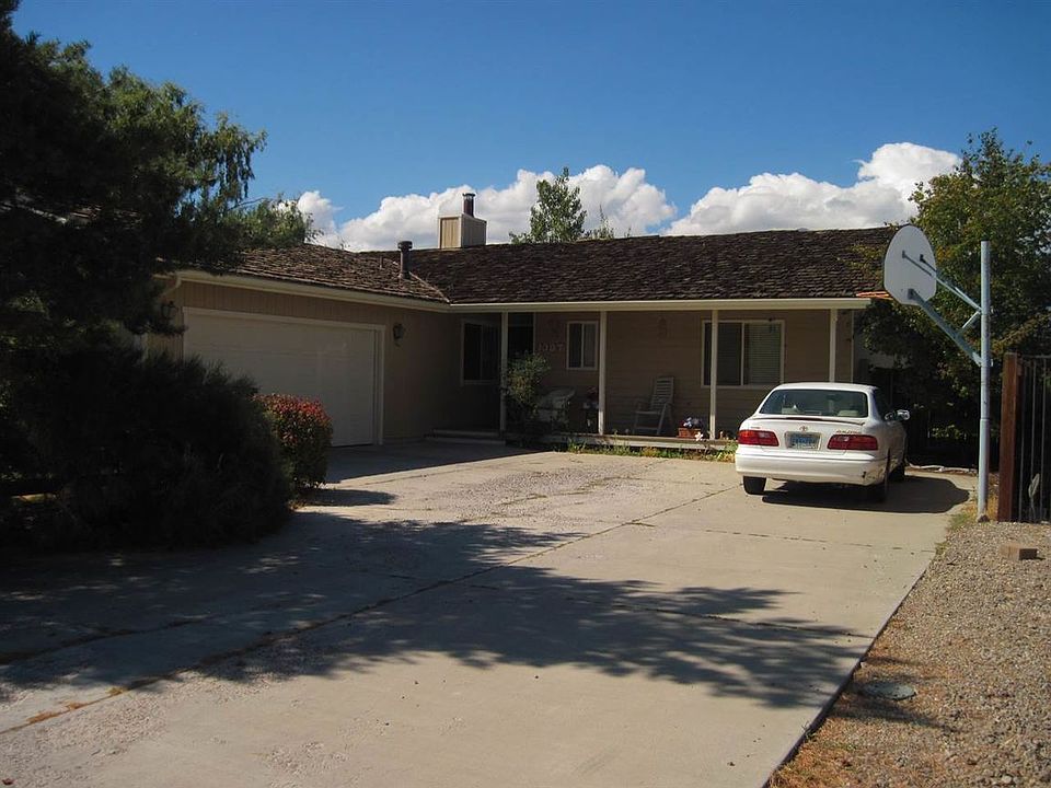 1st image of 1387 Bumblebee Dr