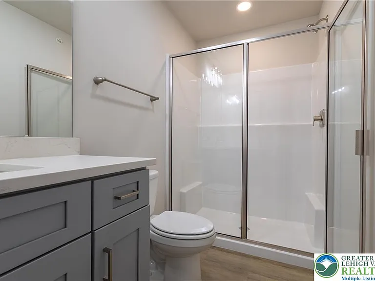 1411 Greenview Dr #12 — Photo 17