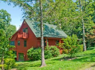 964 Smoke Rise Dr, Hayesville, NC 28904