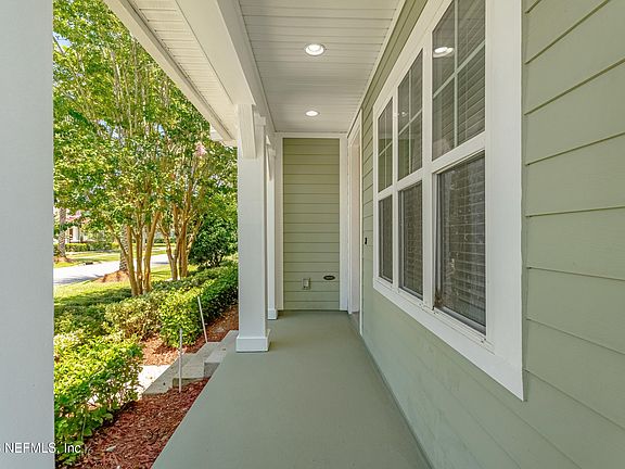 4th image of 149 GREENDALE Drive