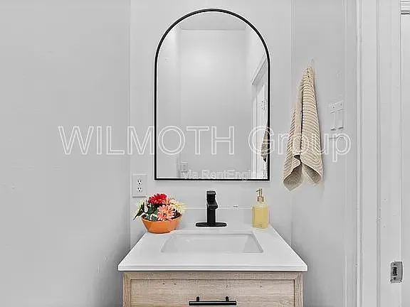 2510 Guilford Ave — Photo 17