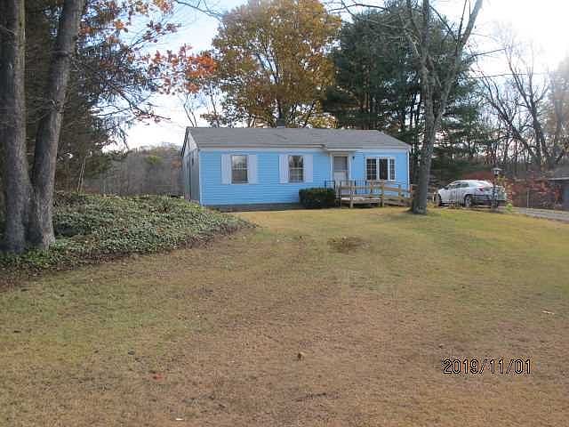 1st image of 32 Sycamore Dr